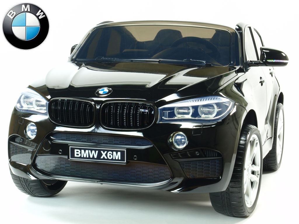 Elektrické SUV BMW X6M dvoumístné, černý lak