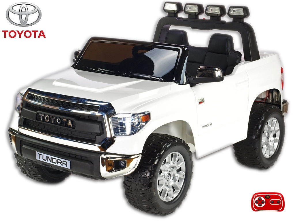 Elektrický džíp Toyota Tundra střední velikost, bílá